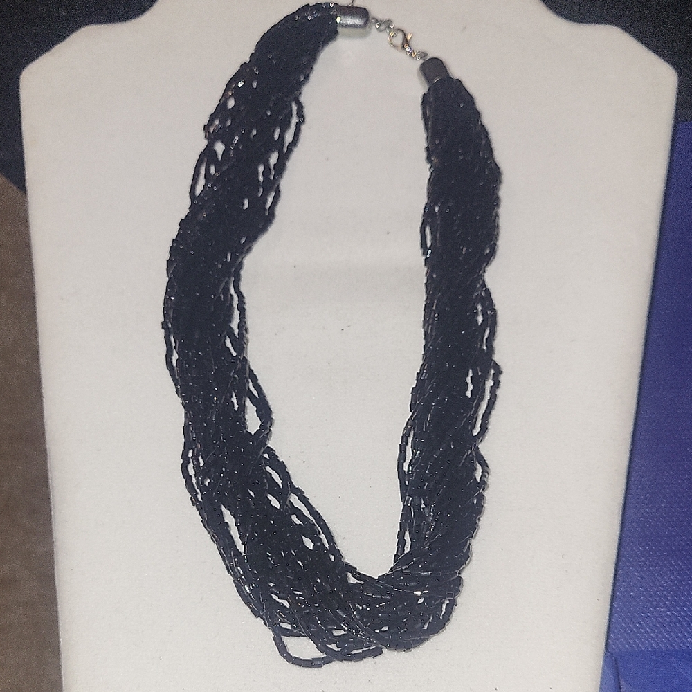 Elegant Black Beaded Necklace